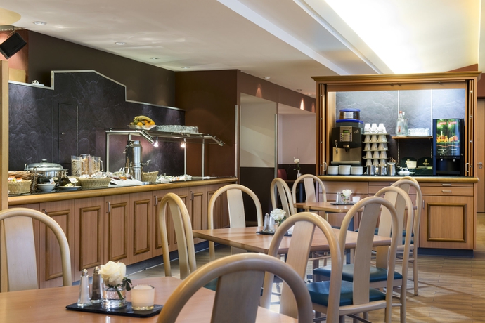 Imagen del bar/restaurante del Hotel Ibis Dortmund West. Foto 5