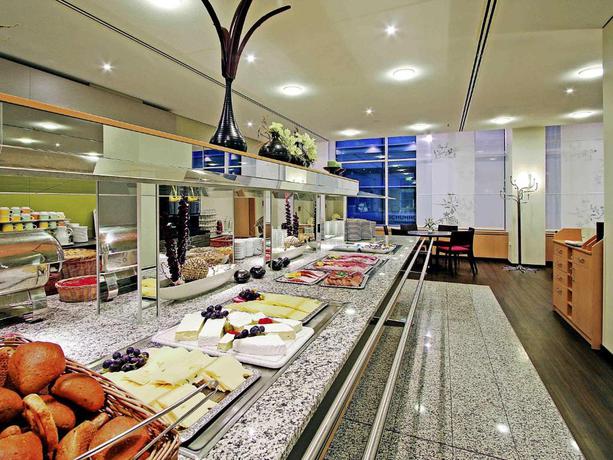 Imagen del bar/restaurante del Hotel Ibis Dresden Zentrum. Foto 4