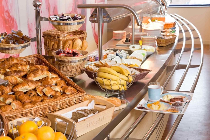 Imagen del bar/restaurante del Hotel Ibis Dublin. Foto 9