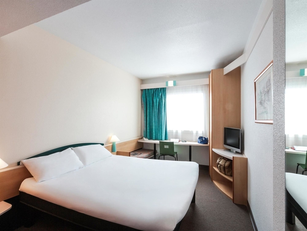 Imagen de la habitación del Hotel Ibis Elche. Foto 11