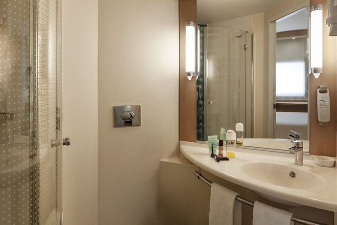 Imagen de la habitación del Hotel Ibis Eskisehir. Foto 15