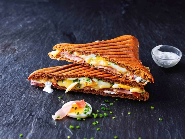 Imagen del bar/restaurante del Hotel Ibis Essen. Foto 7