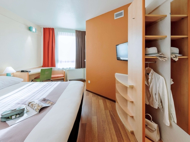 Imagen de la habitación del Hotel Ibis Essen. Foto 18