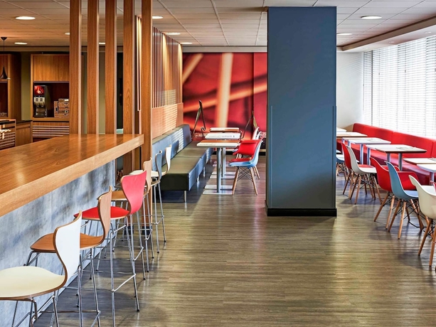 Imagen del bar/restaurante del Hotel Ibis Florianopolis. Foto 7