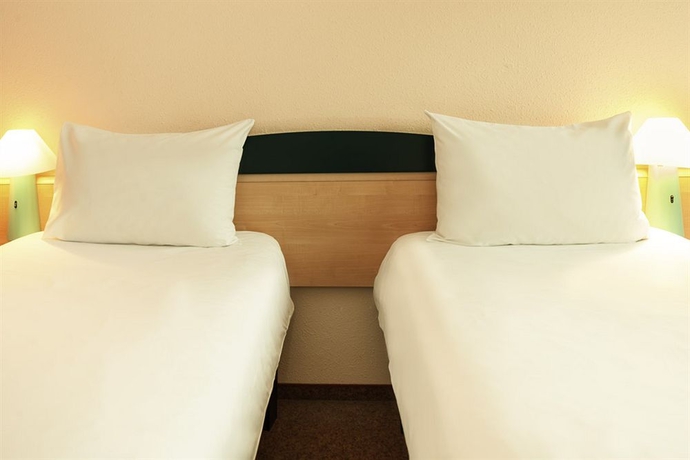 Imagen de la habitación del Hotel Ibis Frankfurt Airport. Foto 12