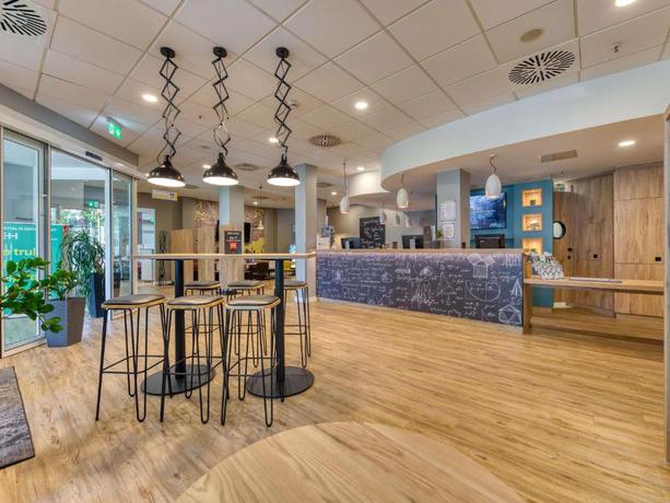 Imagen de los interiores del Hotel Ibis Frankfurt City West. Foto 15