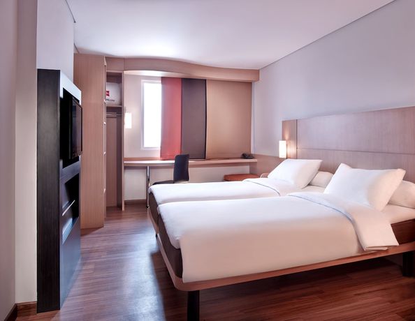 Imagen de la habitación del Hotel Ibis Gading Serpong. Foto 10
