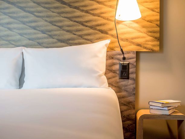 Imagen de la habitación del Hotel Ibis Geneve Aeroport. Foto 19