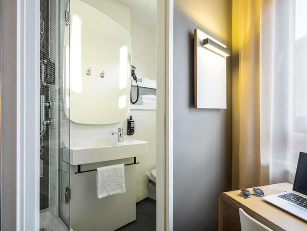 Imagen de la habitación del Hotel Ibis Gent Centrum Opera. Foto 13