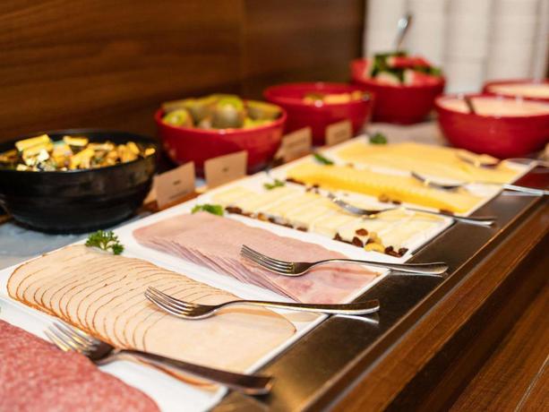 Imagen del bar/restaurante del Hotel Ibis Gent Centrum Opera. Foto 8