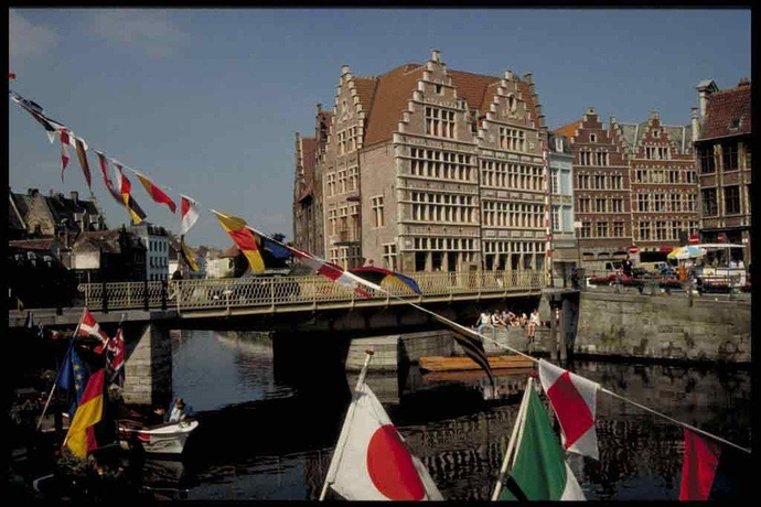 Imagen general del Hotel Ibis Gent Centrum St-baafs Kathedraal. Foto 1