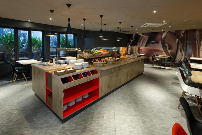 Imagen del bar/restaurante del Hotel Ibis Gent Centrum St-baafs Kathedraal. Foto 3