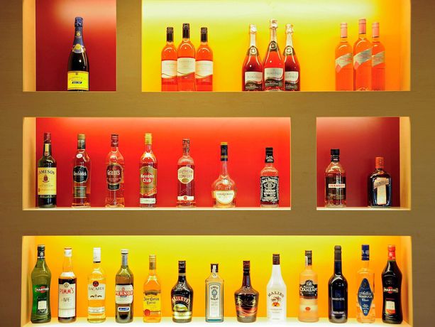 Imagen del bar/restaurante del Hotel Ibis Gloucester. Foto 11