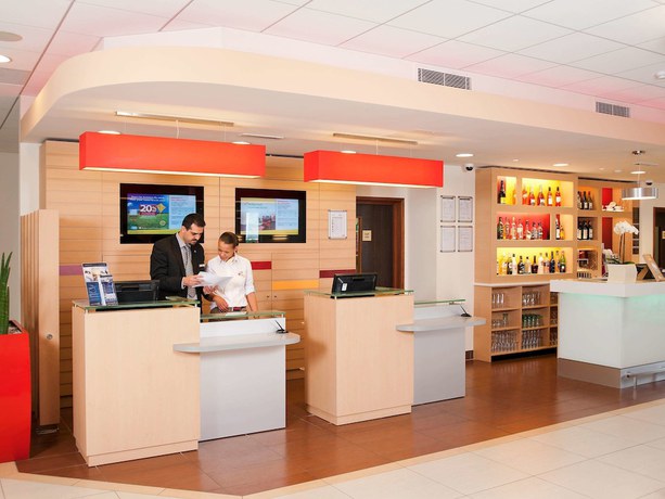 Imagen general del Hotel Ibis Gloucester. Foto 4