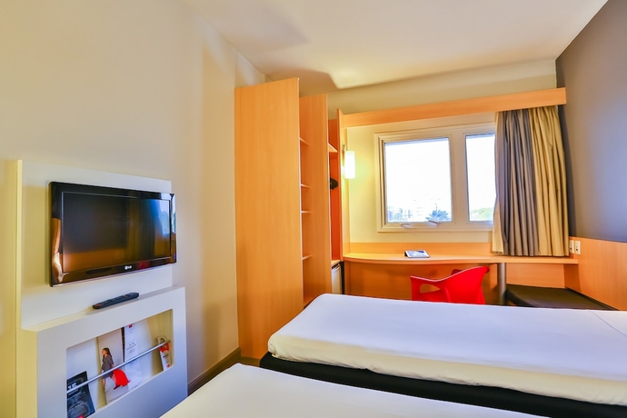 Imagen de la habitación del Hotel Ibis Goiania. Foto 7