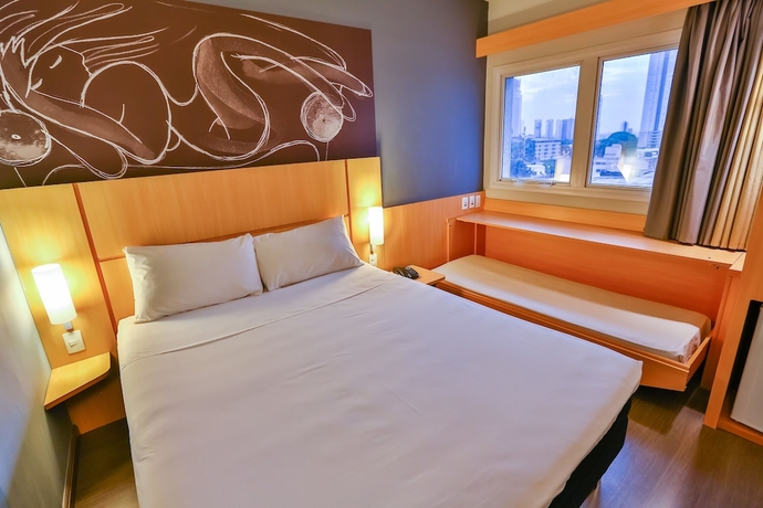Imagen de la habitación del Hotel Ibis Goiania. Foto 9