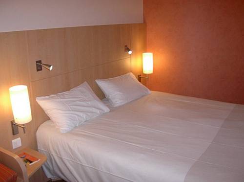 Imagen de la habitación del Hotel Ibis Granville Port De Plaisance. Foto 15