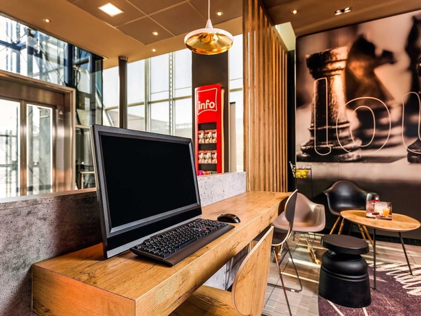 Imagen de los interiores del Hotel Ibis Graz. Foto 16