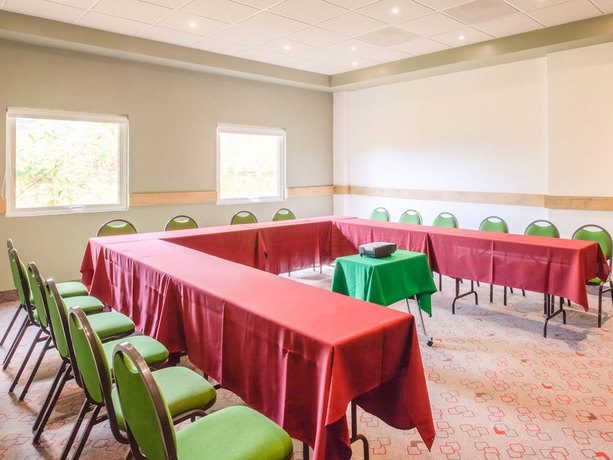 Imagen de los interiores del Hotel Ibis Guadalajara Expo. Foto 12