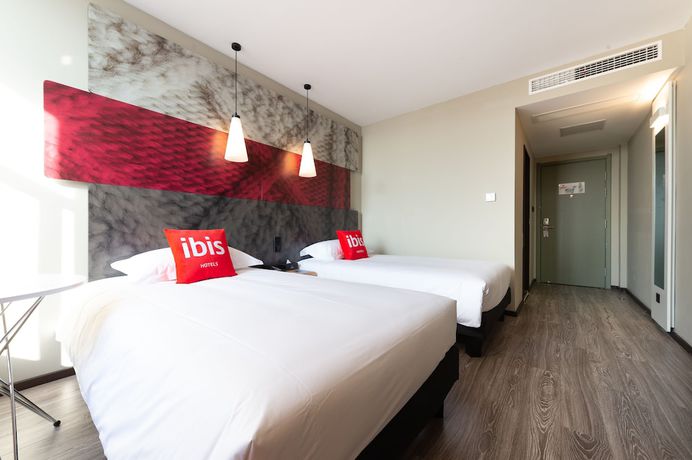 Imagen de la habitación del Hotel Ibis Guanyun Kowloon Port Water Street. Foto 6