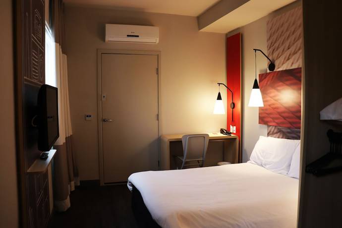 Imagen de la habitación del Hotel Ibis Guaxupe. Foto 5