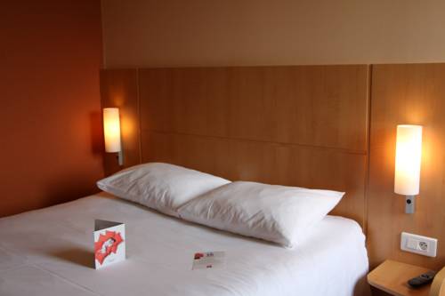 Imagen de la habitación del Hotel Ibis Guingamp. Foto 4