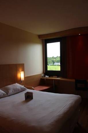 Imagen de la habitación del Hotel Ibis Guingamp. Foto 5