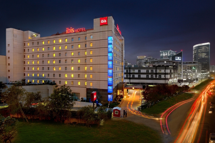 Imagen general del Hotel Ibis Gurgaon Golf Course Road. Foto 1