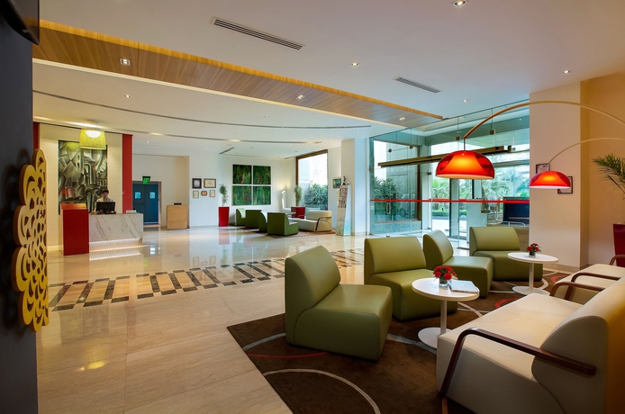 Imagen de los interiores del Hotel Ibis Gurgaon Golf Course Road. Foto 15