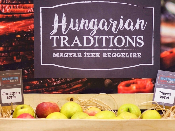 Imagen del bar/restaurante del Hotel Ibis Gyor. Foto 5