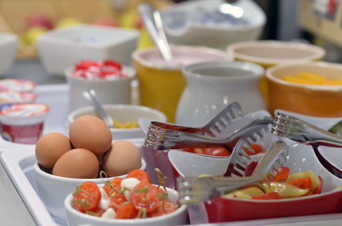 Imagen del bar/restaurante del Hotel Ibis Gyor. Foto 7