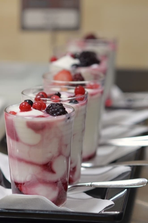 Imagen del bar/restaurante del Hotel Ibis Gyor. Foto 8