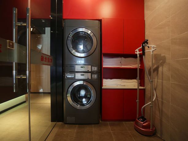 Imagen de la habitación del Hotel Ibis Haikou Injoy Plaza. Foto 11