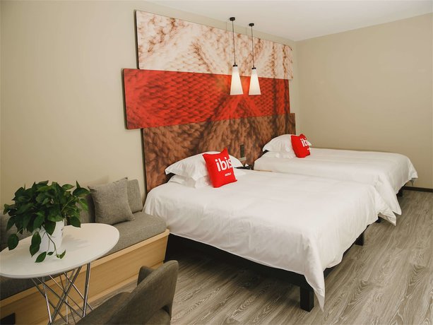 Imagen de la habitación del Hotel Ibis Haimen South Changjiang Rd Hotel. Foto 18