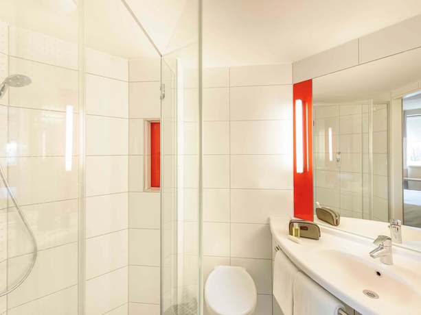Imagen de la habitación del Hotel Ibis Hamburg City. Foto 18