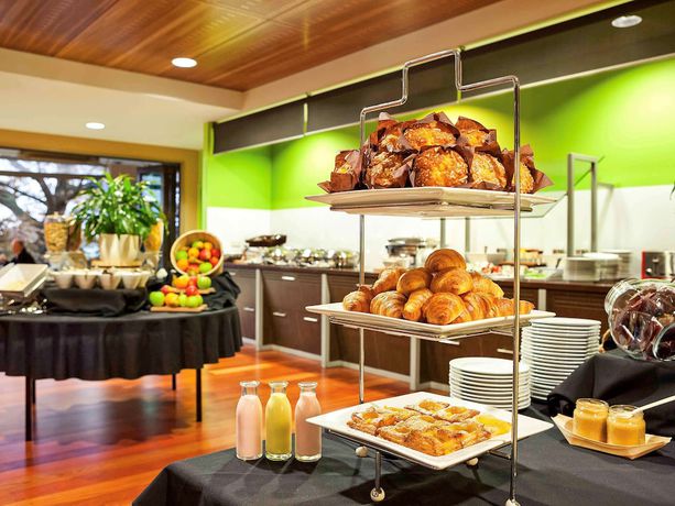 Imagen del bar/restaurante del Hotel Ibis Hamilton Tainui. Foto 5