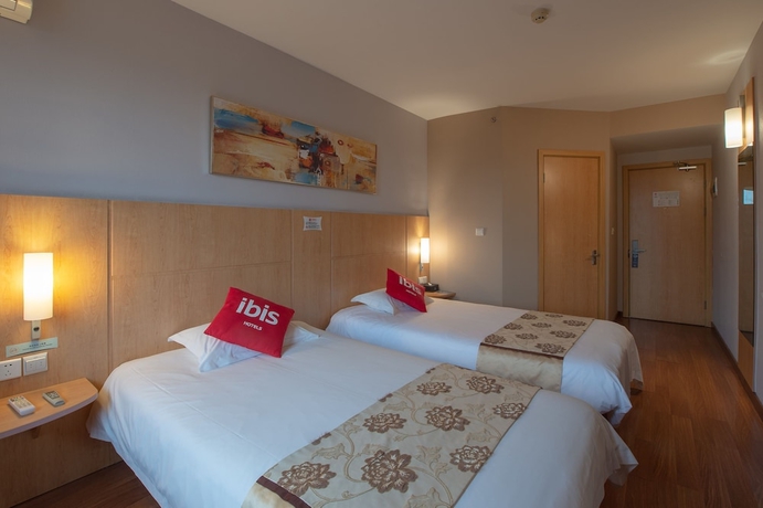 Imagen de la habitación del Hotel Ibis Hangzhou Huanglong Sports Center. Foto 2