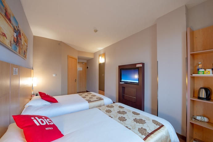 Imagen de la habitación del Hotel Ibis Hangzhou Huanglong Sports Center. Foto 3