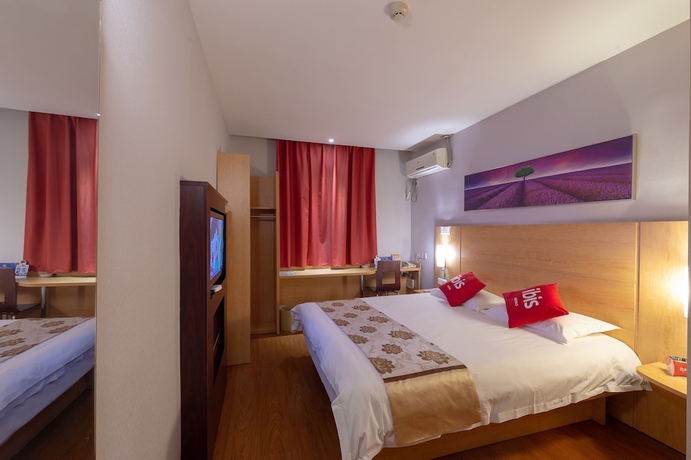 Imagen de la habitación del Hotel Ibis Hangzhou Huanglong Sports Center. Foto 10