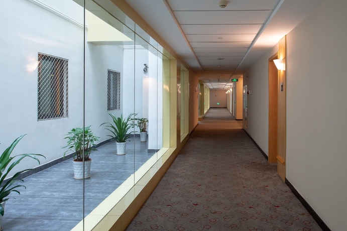 Imagen de la habitación del Hotel Ibis Hangzhou Huanglong Sports Center. Foto 15