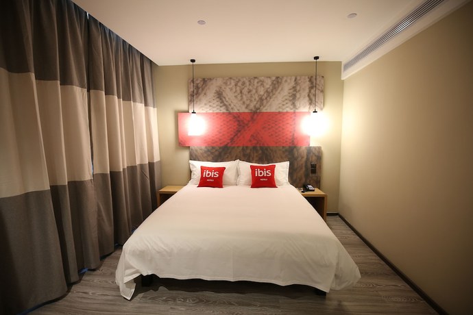 Imagen de la habitación del Hotel Ibis Harbin Museum. Foto 12