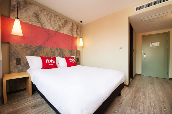 Imagen de la habitación del Hotel Ibis Harbin West Railway Station Wanda plaza hotel. Foto 6