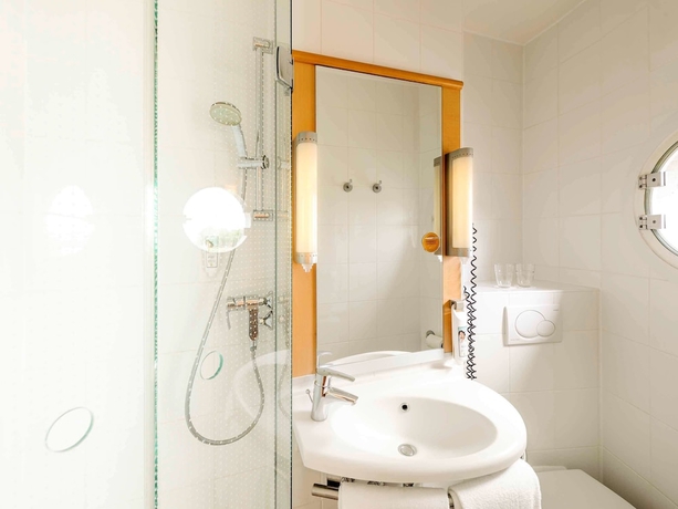 Imagen de la habitación del Hotel Ibis Heidelberg Hauptbahnhof. Foto 18