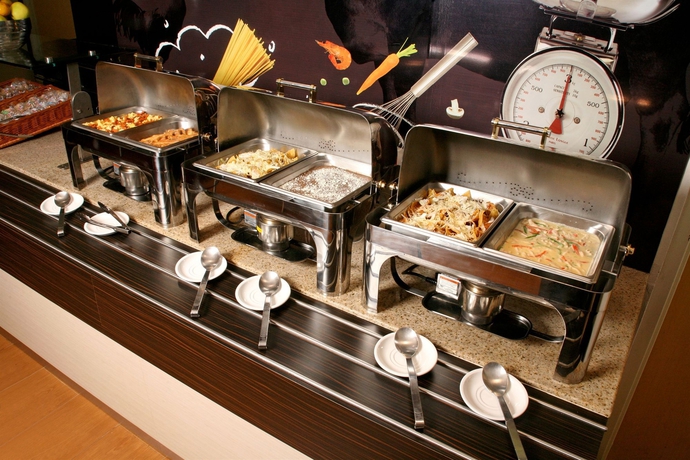 Imagen del bar/restaurante del Hotel Ibis Hermosillo. Foto 6