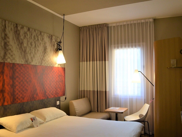 Imagen de la habitación del Hotel Ibis Honfleur. Foto 17
