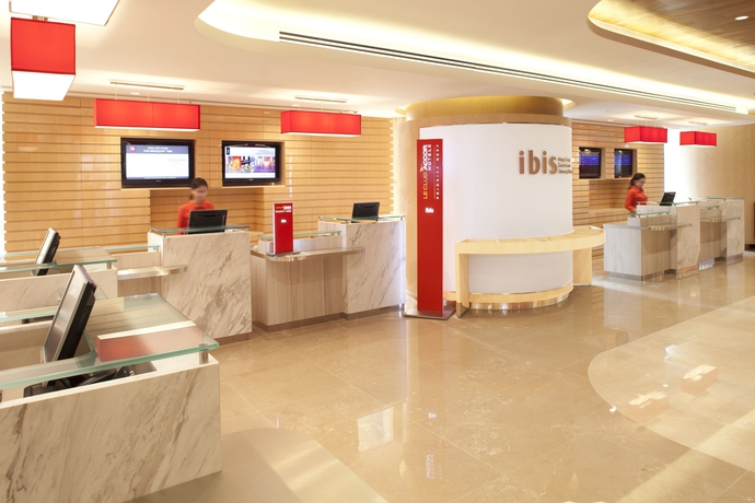 Imagen de los interiores del Hotel Ibis Hong Kong Central and Sheung Wan. Foto 14