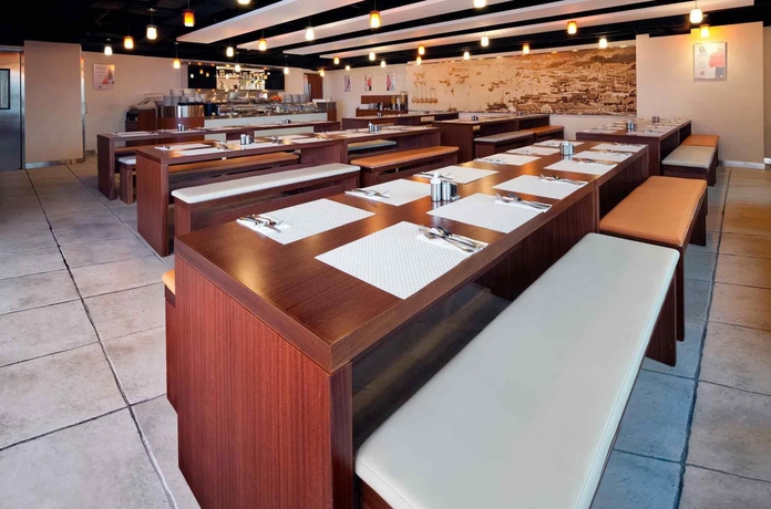 Imagen del bar/restaurante del Hotel Ibis Hong Kong North Point. Foto 7