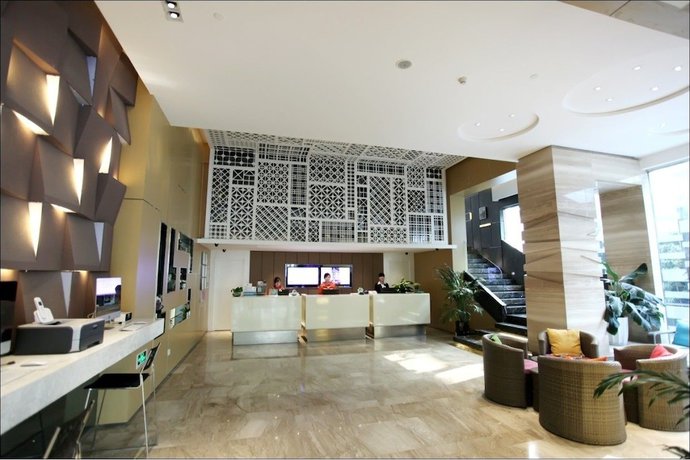 Imagen general del Hotel Ibis Hotel Yangzhou Wenchangge. Foto 1