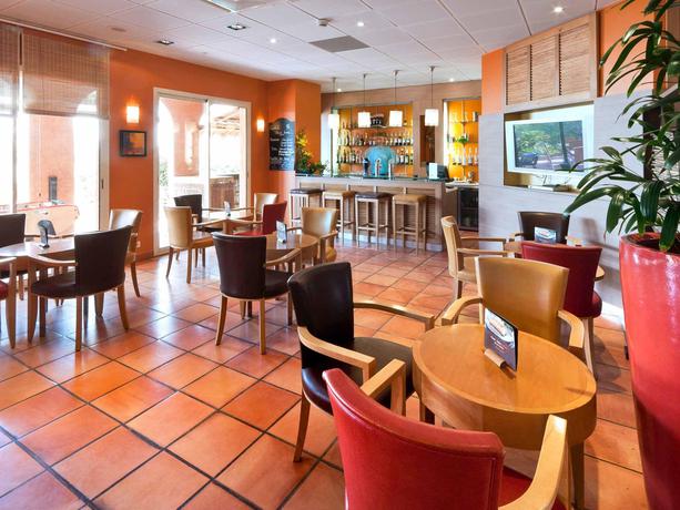 Imagen general del Hotel Ibis Hyeres Plage Thalassa. Foto 2