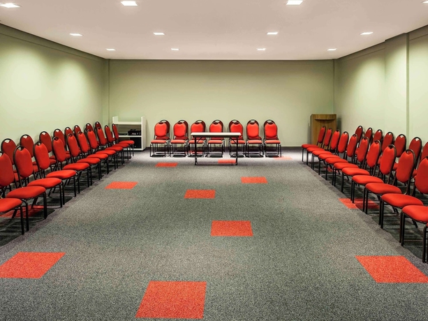 Imagen de los interiores del Hotel Ibis Imperatriz. Foto 16